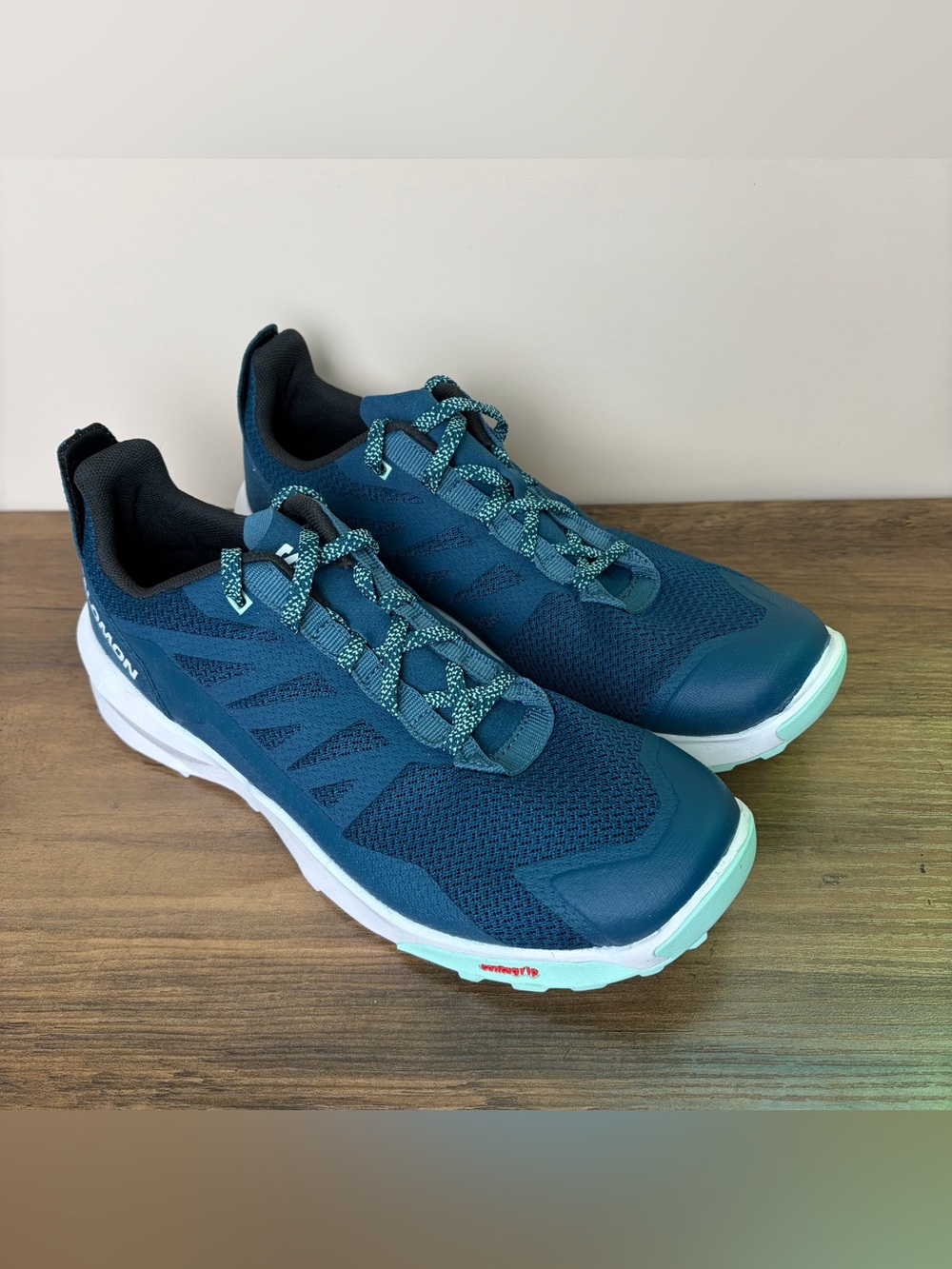 Women’s Salomon Contagrip Trail Running Shoes